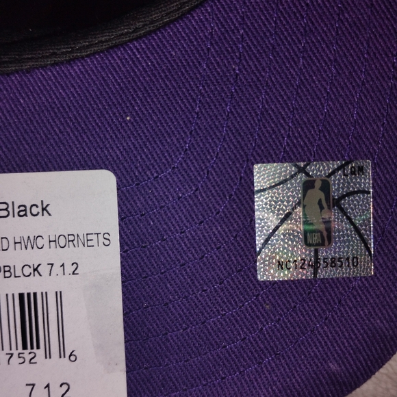 NBA Los Angeles Lakers Cap - Picture 7 of 7